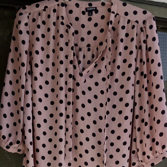 Torrid Dusty Pink Polka Dot Size 1 - Picture 1 of 3